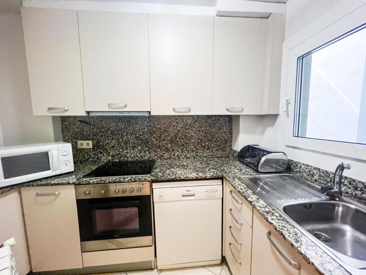 Apartamento Ontario En El Centro De Andorra La Vella Con Parking Apartment Exterior photo